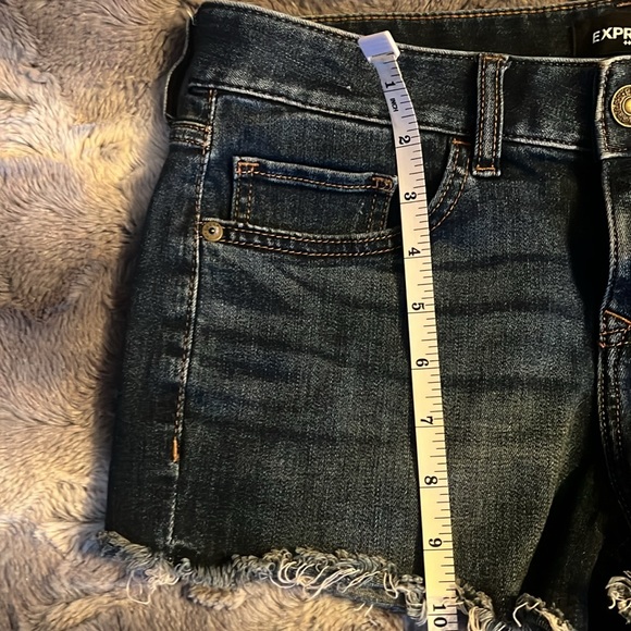 Sz4 express cut off Jean shorts - Picture 3 of 6